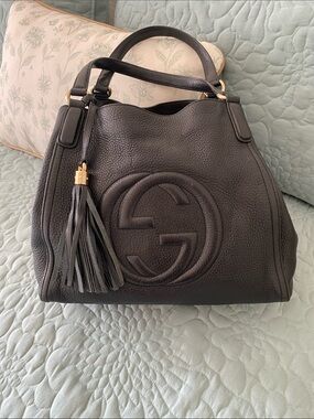 Gucci Black Soho interlocking GG Pebbled Leather Shoulder Bag with Tassel